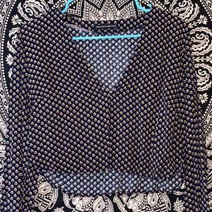 BRANDY MELVILLE long sleeve crop top